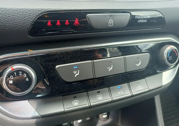 Hyundai I30 cena 54900 przebieg: 88948, rok produkcji 2019 z Rzeszów małe 326